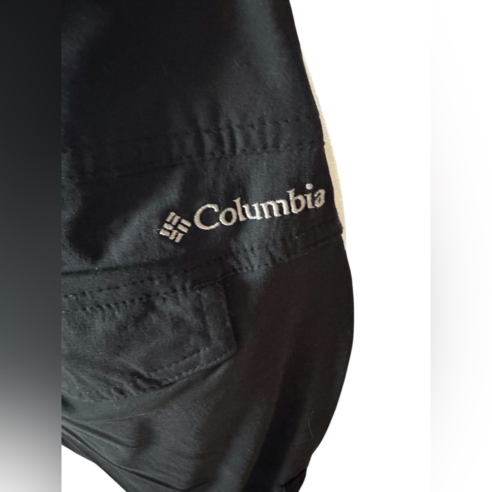 Columbia Hiking Pants - Picture 3 of 10